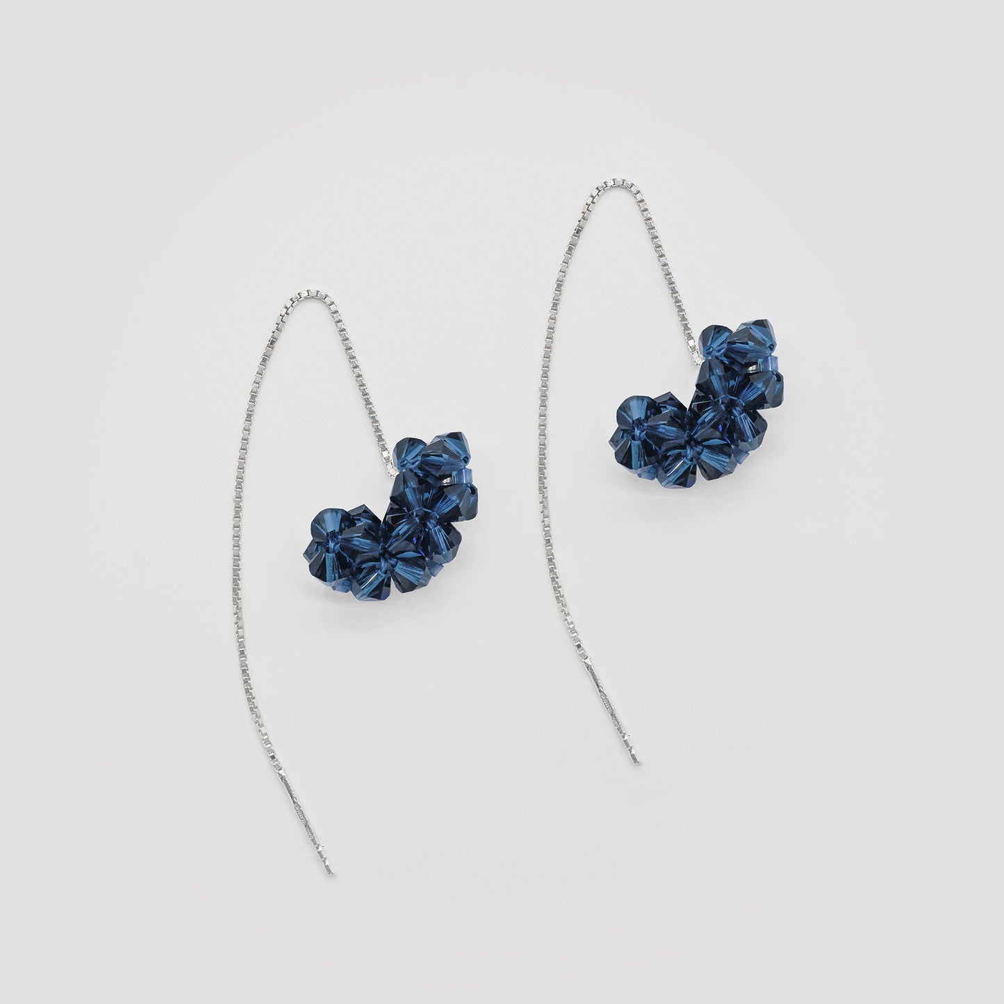 Montana bleu . Boucles d'oreilles