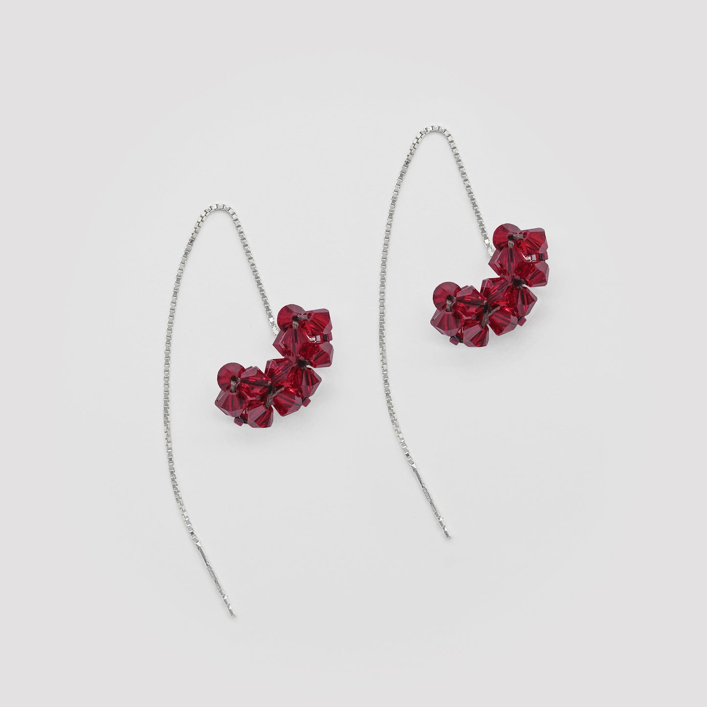 Rouge ruby . Boucles d'oreilles