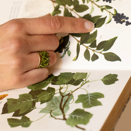 4. Vert olivine . Bague